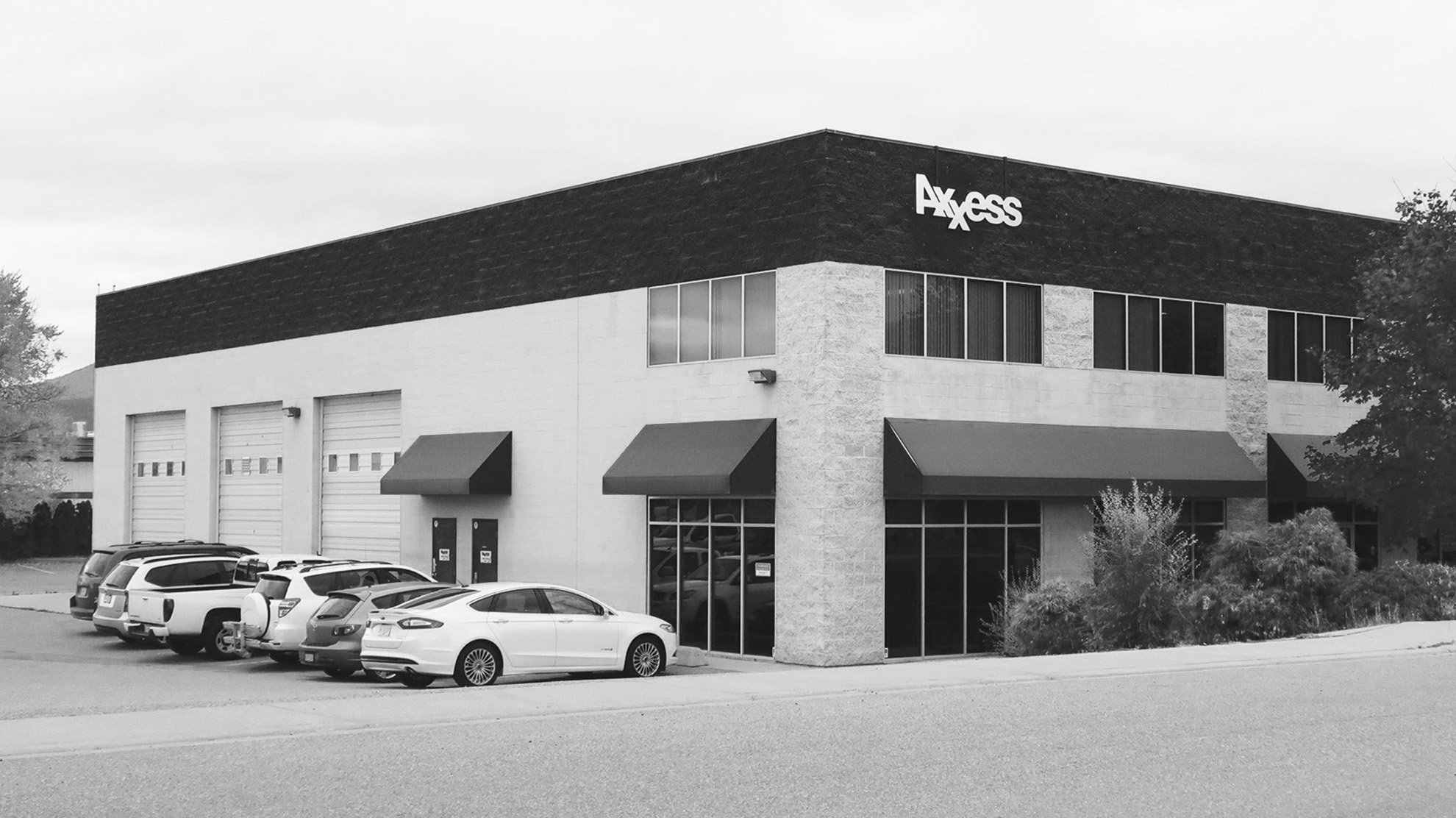 axxess industries building black and white